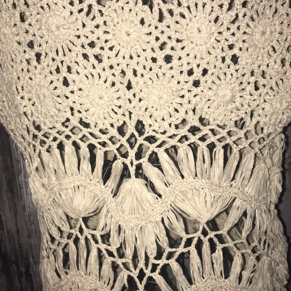 Top - Picture 3 of 4